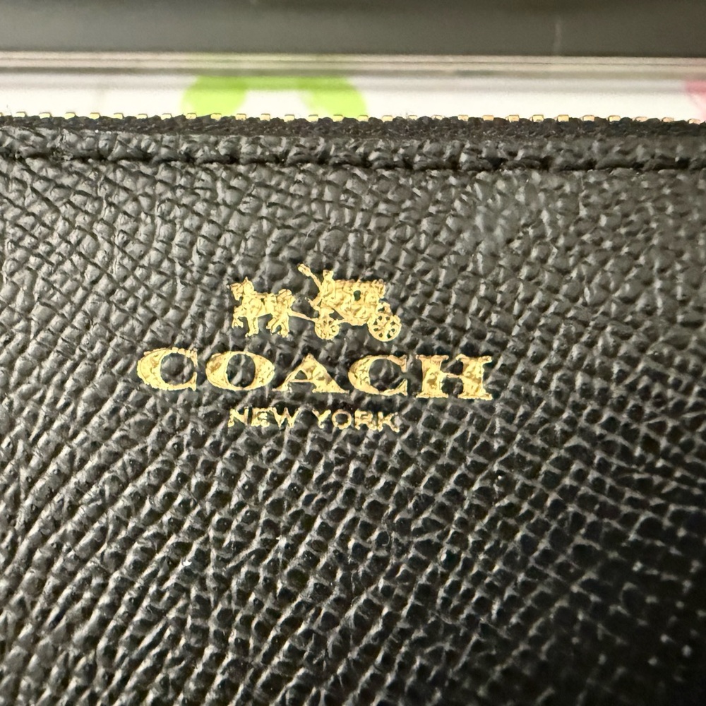 COACH Black Leather Zip Card Case Wallet - Picture 2 of 9